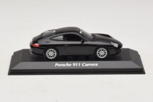 Porsche 911 996 Carrera Schwarz Maxichamps 1:43 940061020 Druckguss