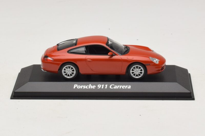 Porsche 911 996 Carrera Orange Metallic Maxichamps 1:43 940061021 Druckguss