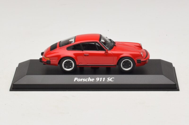 Porsche 911 SC Rot Maxichamps 1:43 940062021 Druckguss