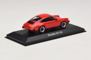 Porsche 911 SC Rot Maxichamps 1:43 940062021 Druckguss — Bild 2 von 5
