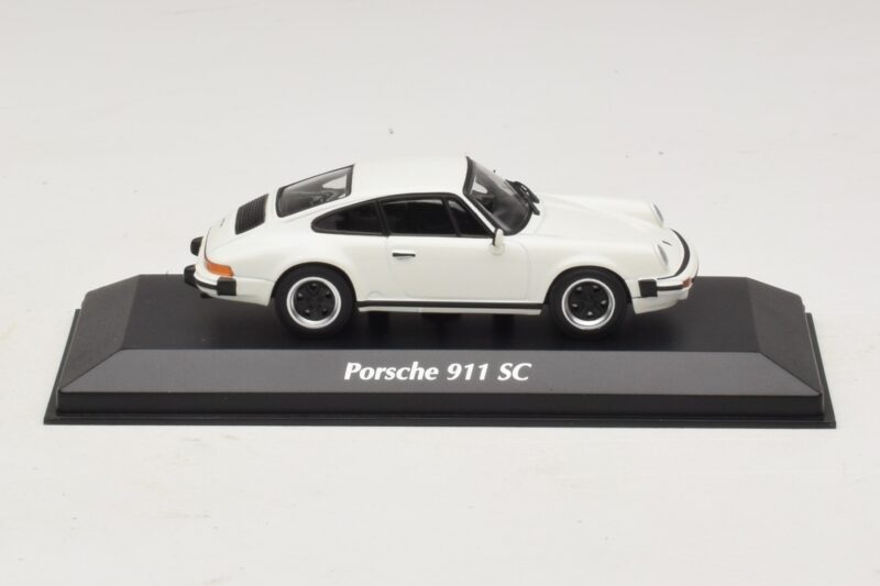 Porsche 911 SC Weiß Maxichamps 1:43 940062020 Druckguss