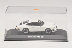 Porsche 911 SC Weiß Maxichamps 1:43 940062020 Druckguss — Bild 4 von 5