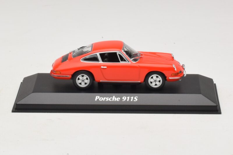 Porsche 911S Orange Maxichamps 1:43 Porsche 911S Orange Maxichamps 1:43 940067120 Druckguss