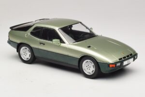 Porsche 924 Turbo Hellgrün & Dunkelgrün MCG 1:18 MCG18660 Druckguss — Bild 4 von 6