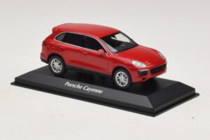 Porsche Cayenne 958 Rot Maxichamps 1:43 940063200 Druckguss — Bild 3 von 5