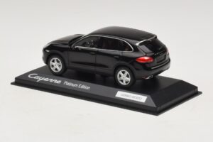 Porsche Cayenne 9PA Platin Edition Schwarz Minichamps 1:43 WAP0200160E Druckguss — Bild 3 von 5