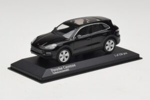 Porsche Cayenne Schwarz Metallic Minichamps 1:43 410066301 Druckguss — Bild 2 von 5