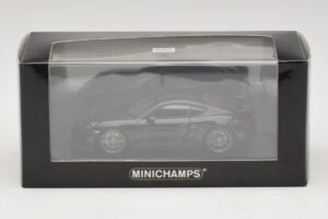 Porsche Cayman GT4 981 Black Metallic Minichamps 1:43 410066121 Druckguss — Bild 5 von 5