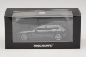 Porsche Panamera 971 4 E-Hybrid Sport Turismo Grau Minichamps 1:43 410066112 Druckguss — Bild 5 von 5