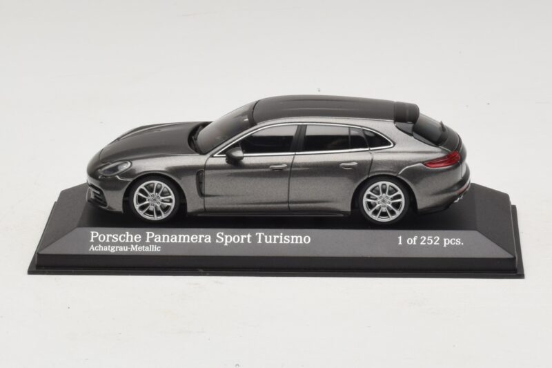 Porsche Panamera 971 Sport Turismo 4S Grau Minichamps 1:43 410066111 Druckguss