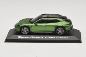 Porsche Taycan Turbo S Cross Turismo Grün Minichamps 1:43 WAP0207830M003 Druckguss