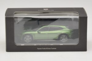 Porsche Taycan Turbo S Cross Turismo Grün Minichamps 1:43 WAP0207830M003 Druckguss — Bild 5 von 5