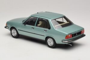 Renault 18 Hellgrün MCG 1:18 MCG18596 Druckguss — Bild 5 von 6