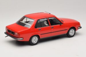 Renault 18 Rot MCG 1:18 MCG18595 Druckguss — Bild 2 von 6