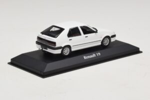 Renault 19 Weiß Maxichamps 1:43 940113700 Diecast — Bild 2 von 5
