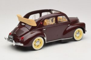 Renault 4CV Kastanienbraun Solido 1:18 8048 Druckguss — Bild 2 von 6