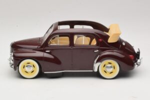 Renault 4CV Kastanienbraun Solido 1:18 8048 Druckguss — Bild 3 von 6