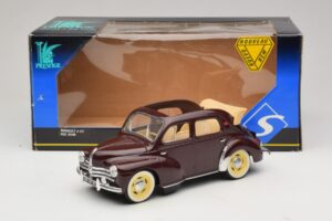 Renault 4CV Kastanienbraun Solido 1:18 8048 Druckguss — Bild 6 von 6