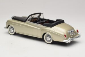 Rolls-Royce Silver Cloud II Silber Solido 1:18 8006 Druckguss — Bild 5 von 6