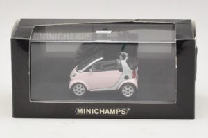 Smart Fortwo 450 Cabrio Weiß Legally Blonde 2 Ersatzkarton Minichamps 1:43 402173900-R1 Druckguss — Bild 5 von 5
