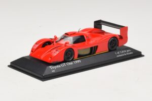 Toyota GT-One TS020 Street Rot Minichamps 1:43 433991603 Druckguss — Bild 2 von 5