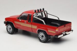 Toyota Hilux N50 Xtra Cab 4x4 Rot KK-Scale 1:18 KKDC181562 Druckguss — Bild 5 von 6