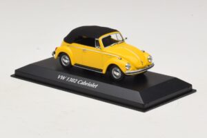 Volkswagen 1302 Cabriolet Gelb Maxichamps 1:43 940055030 Druckguss — Bild 3 von 5