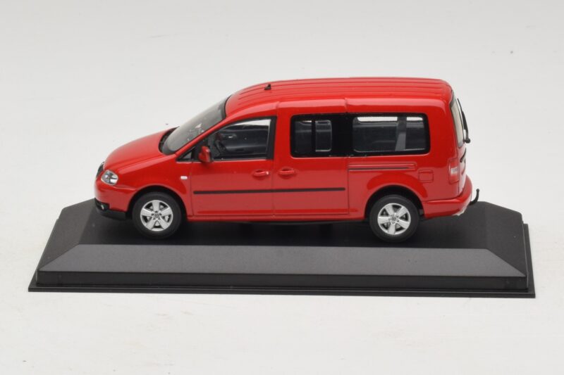 Volkswagen Caddy 2K Bus Rot Minichamps 1:43 CADDY009 Druckguss