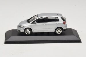 Volkswagen Golf Plus Mk5 Silber Ersatzkarton Minichamps 1:43 400054370-R1 Druckguss
