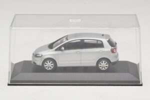 Volkswagen Golf Plus Mk5 Silber Ersatzkarton Minichamps 1:43 400054370-R1 Druckguss — Bild 4 von 5