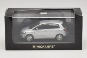 Volkswagen Golf Plus Mk5 Silber Ersatzkarton Minichamps 1:43 400054370-R1 Druckguss — Bild 5 von 5