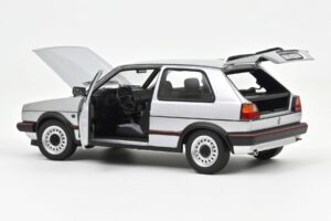 Volkswagen Golf GTI Mk2 Diamond Silver Norev 1:18 188584 Druckguss — Bild 2 von 2