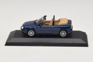 Volkswagen Golf Mk4 Cabriolet Blau Händler-Edition Minichamps 1:43 GOLF005 Druckguss