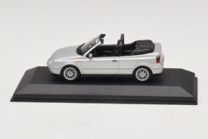 Volkswagen Golf Mk4 Cabriolet Silber Händler-Edition Minichamps 1:43 GOLF004 Druckguss