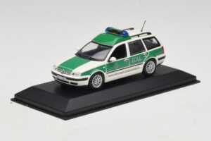 Volkswagen Golf Mk4 Variant Polizei Minichamps 1:43 430056090 Druckguss — Bild 2 von 5