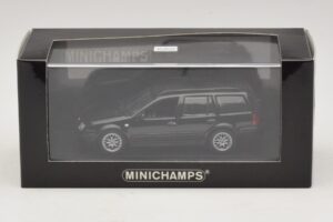 Volkswagen Golf Mk4 Variant Sport Highline BBS Edition Schwarz Ersatzkarton Minichamps 1:43 GOLF008-R1 Druckguss — Bild 5 von 5