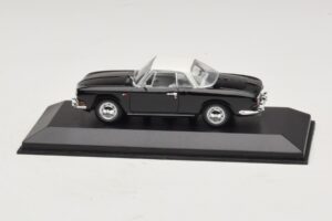 Volkswagen Karmann Ghia Schwarz mit weißem Dach Minichamps 1:43 430050224 Druckguss