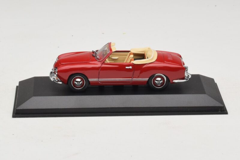 Volkswagen Karmann Ghia Cabriolet Dunkelrot Minichamps 1:43 5032 Druckguss