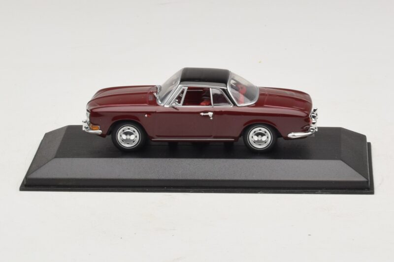 Volkswagen Karmann Ghia Rot Mit Schwarzem Dach Minichamps 1:43 GHIA002 Druckguss