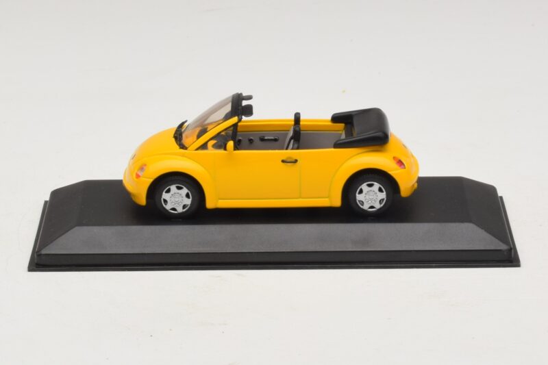 Volkswagen New Beetle Cabriolet Gelb Minichamps 1:43 BEETLE002 Druckguss