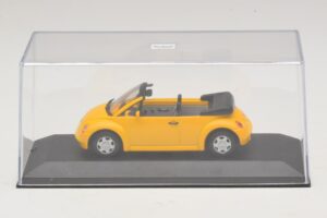 Volkswagen New Beetle Cabriolet Gelb Minichamps 1:43 BEETLE002 Druckguss — Bild 4 von 5
