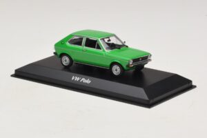 Volkswagen Polo Mk1 Grün Maxichamps 1:43 940050501 Druckguss — Bild 3 von 5