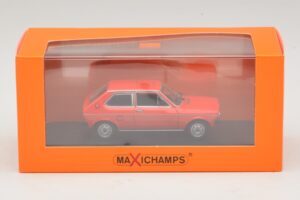 Volkswagen Polo Mk1 Rot Maxichamps 1:43 940050500 Druckguss — Bild 5 von 5