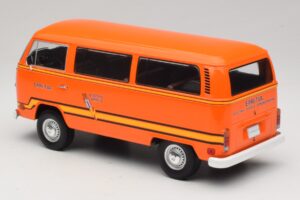 Volkswagen T2 Elektrotransporter EPRI-TVA Orange IXO 1:18 U18RDC004-B Druckguss — Bild 5 von 6