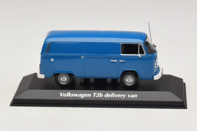 Volkswagen T2b Lieferwagen Blau Maxichamps 1:43 940053061 Druckguss