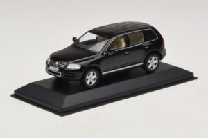 Volkswagen Touareg 7L Schwarz Minichamps 1:43 TOUAREG002 Druckguss — Bild 2 von 5