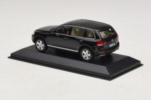 Volkswagen Touareg 7L Schwarz Minichamps 1:43 TOUAREG002 Druckguss — Bild 3 von 5