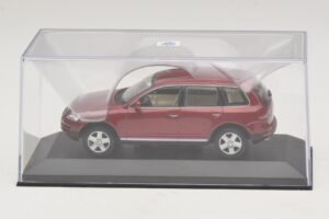 Volkswagen Touareg 7L Rot Minichamps 1:43 TOUAREG003 Druckguss — Bild 4 von 5