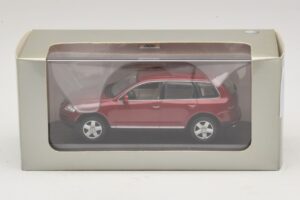 Volkswagen Touareg 7L Rot Minichamps 1:43 TOUAREG003 Druckguss — Bild 5 von 5