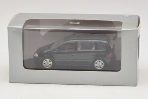 Volkswagen Touran 1T Schwarz Minichamps 1:43 TOURAN005 Druckguss — Bild 5 von 5